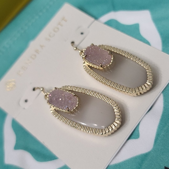 Kendra Scott Jewelry - Kendra Scott Iridescent Slate Dayton Earrings